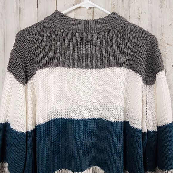 Amaryllis Striped Mock Neck Sweater Size S/M - Picture 5 of 9